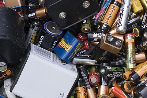 鹤岗电池回收行业-汽车旧电池回收价格